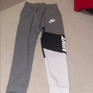 Nike joggers
